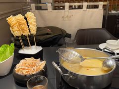 -鲜入唯煮·港式海鲜牛肉火锅(金宝街店)