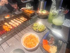 -麦凯伦烧烤·精酿超级工厂店(金桥总店)