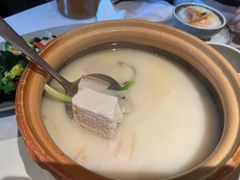 鸡汤蒜子炖台州豆腐-麻六记(新天地店)