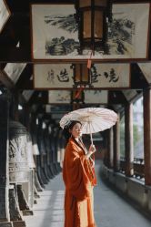 -汉仪华裳汉服馆(打浦桥店)