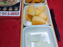 -冯烫烫跷脚牛肉·川菜小馆(武胜西街店)