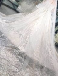 -艾米丽婚纱礼服