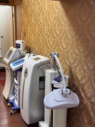 -瑶芳·痘院士专业祛痘·皮肤管理