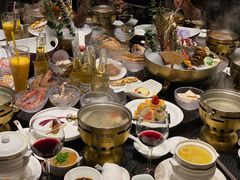-半岛翡丽海鲜自助餐厅(观风亭店)