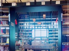 -新华书店(解放中路店)