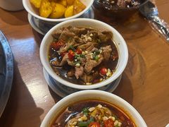 -炉小二铜锅牛蛙•川湘菜(三里屯店)