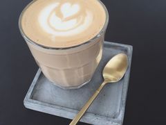 -UNI UNI(环亚凯瑟琳店)