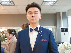 -群丽化妆摄影美甲纹绣培训学校