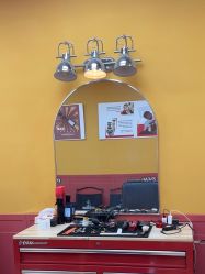 -Devilhands Barbershop男士理容店