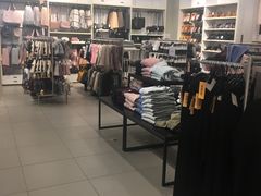 -H&M(鹏欣水游城店)