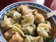 半菜半肉-古徽州馄饨店(宝安路店)