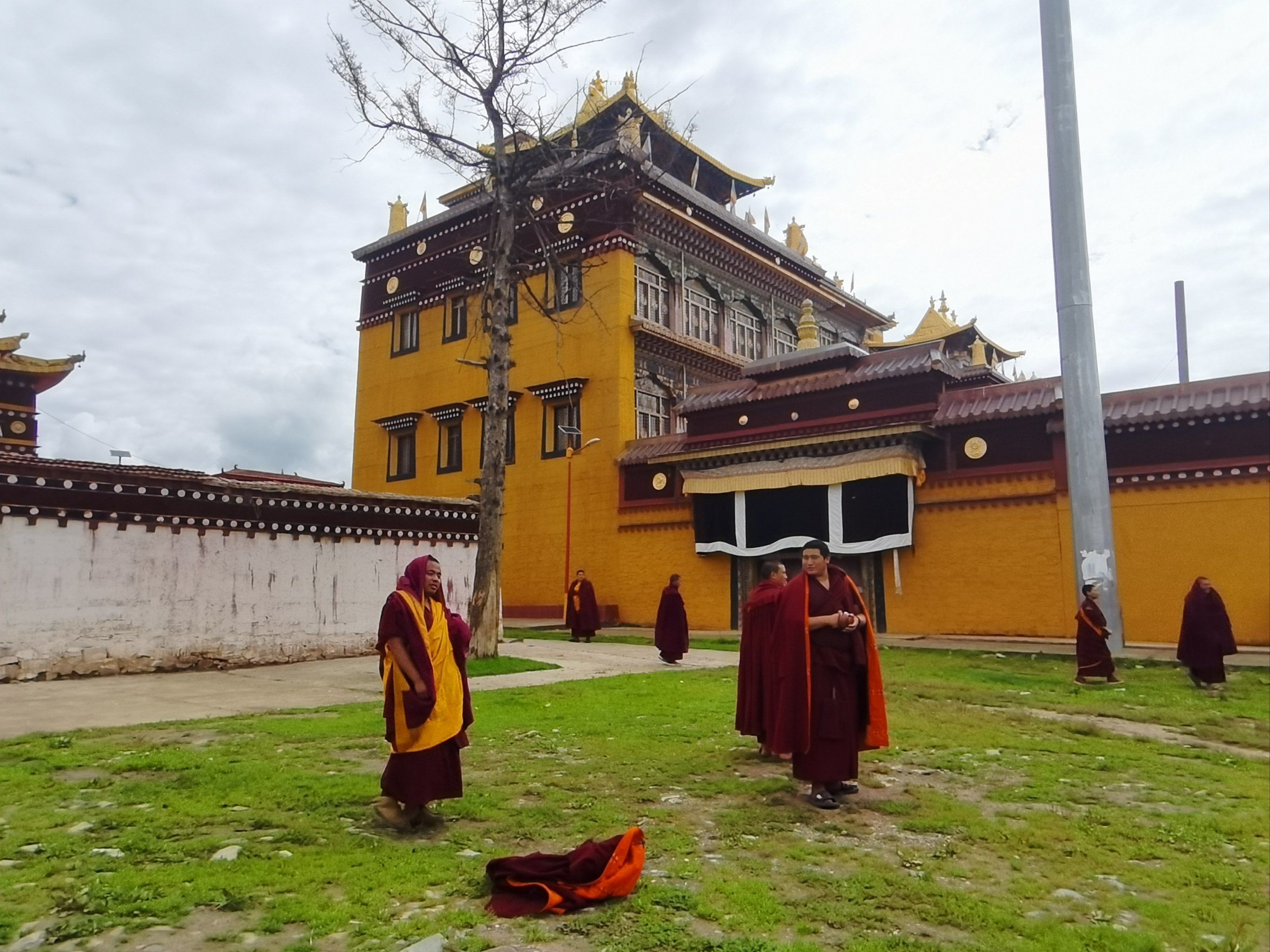 阿坝县[格尔登寺]