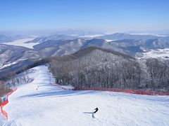 -中旅松花湖滑雪场