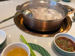 -润园四季椰子鸡火锅(卓越INTOWN店)