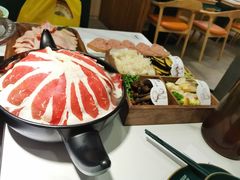 -椰子湾·海南火锅·糟粕醋·椰子鸡(正大广场店)