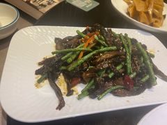 -闫府私房菜·老字号(恒隆店)