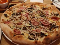 -城市大道红炉披萨烘焙坊