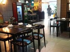 大堂-陈三娃泡姜鸡(太白北路店)