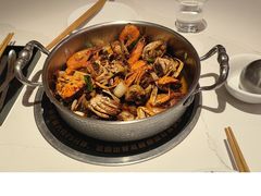 -七欣天香辣蟹火锅(闵行浦江欢乐颂店)