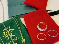 -LADY FAFA(巨鹿路陕西南路路口店)