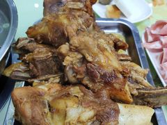 -荣吉招牌自助骨头锅(顾乡店)