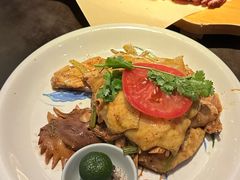 -大头虾越式风味餐厅(光明广场店)