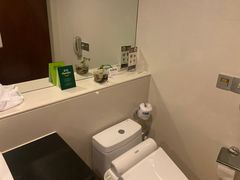 -上海浦东假日酒店