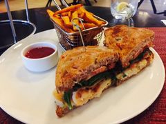 -WOLFGANG PUCK KITCHEN & BAR(迪士尼小镇店)