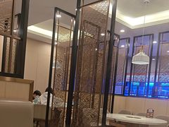 -七欣天香辣蟹火锅(闵行浦江欢乐颂店)