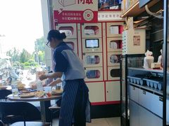 -必胜客(磁器口店)