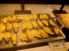-亚洲国际大酒店·云顶阁旋转自助餐厅