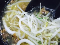 -丽虹云南过桥米线(兴工街店)