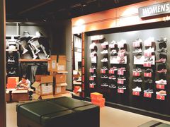 -耐克(恒隆广场店)