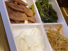 -弘彩英·烤牛舌·年糕火锅(蓝色港湾店)