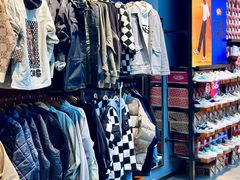-首创奥特莱斯(西安店)