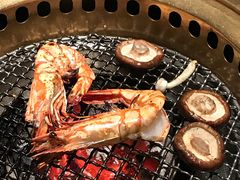 -山川小町·极番烧肉(新地假日广场店)