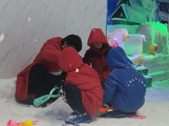 -史努比缤纷世界