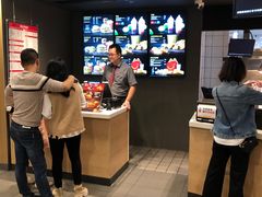 -麦当劳(民盈·国贸城店)