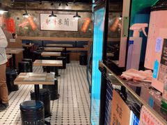 -肥汁米蘭香港米线(定西路店)