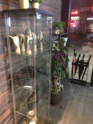 -鳌首刺青纹身 穿孔饰品店