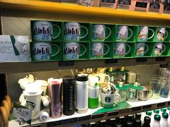 -星巴克(浦东机场T2到达店)