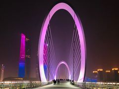 -南京眼步行桥