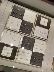 -周大福CHOW TAI FOOK(浦东八佰伴店)