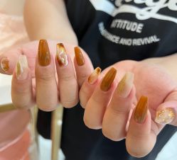 -花系美·美甲美睫精品店