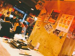 大堂-鲜入围煮花胶鸡海鲜火锅