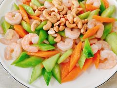 -一口猪海鲜浑锅·东北家常菜