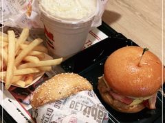 -The Habit Burger Grill 哈比特汉堡(复兴soho店)