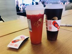 -喜茶(杭州滨江宝龙店)