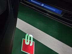 -北京国服信奥兴奥迪4S店(古城店)