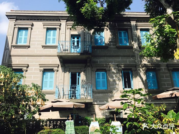 莫奈咖啡馆图片